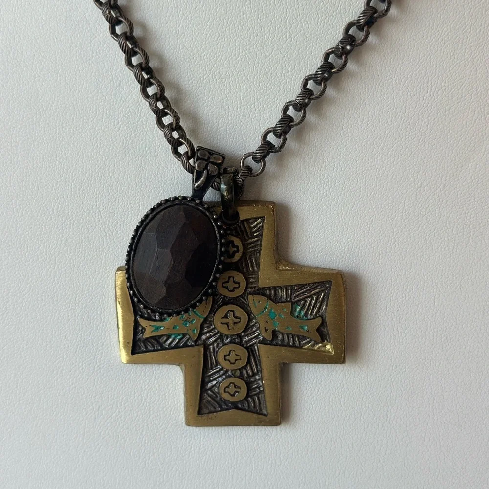 Vintage chunky Cross Pendant Necklace